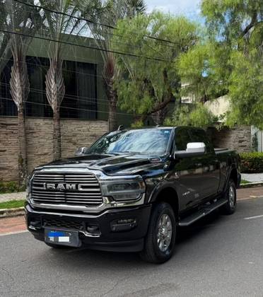 RAM 3500 6.7 I6 TURBO DIESEL LARAMIE CD 4X4 AUTOMÁTICO RAM 3500 6.7 I6 TURBO DIESEL LARAMIE CD 4X4 AUTOMÁTICO